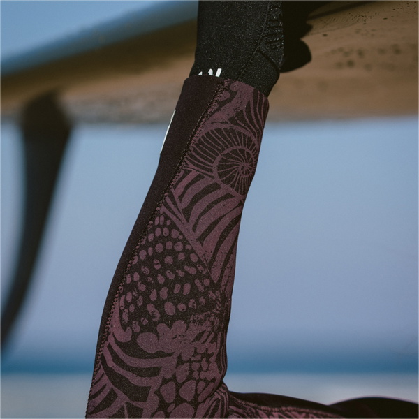 2026 C-Skins Frauen Nuwave Surflite 5/4/3mm Rückenreißverschluss Neoprenanzug C-NSL54WBZ - Black / Rust / C.Yellow